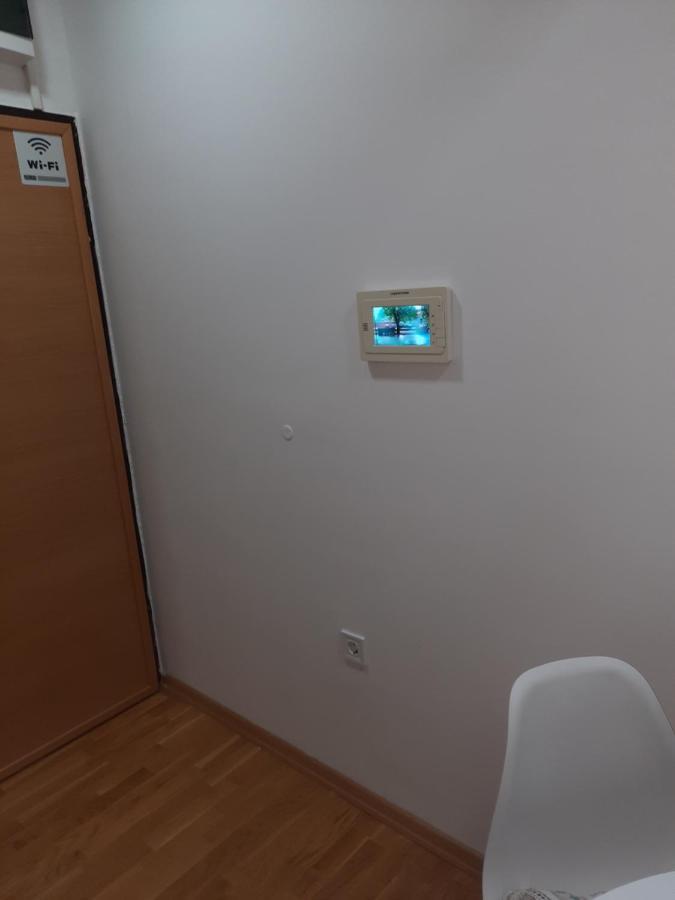 Ferienwohnung Skopje Centar Margarita Luxury Aprtment Exterior foto