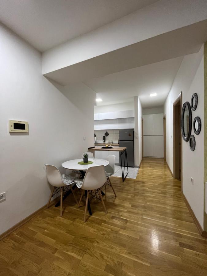 Ferienwohnung Skopje Centar Margarita Luxury Aprtment Exterior foto