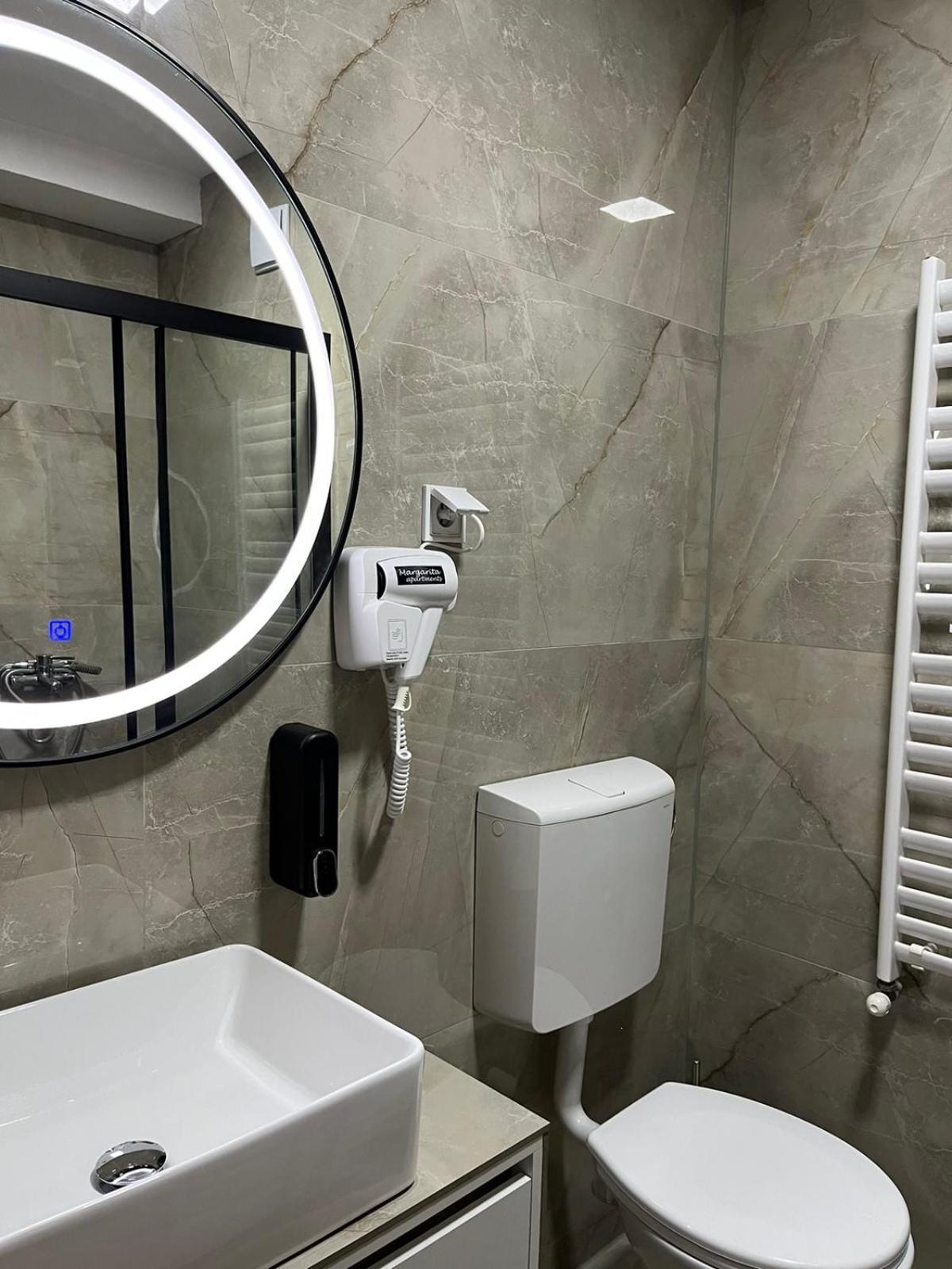 Ferienwohnung Skopje Centar Margarita Luxury Aprtment Exterior foto