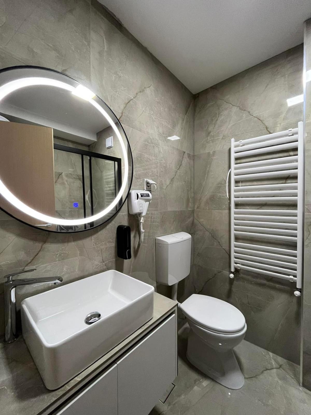 Ferienwohnung Skopje Centar Margarita Luxury Aprtment Exterior foto